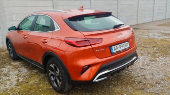 2025 KIA XCEED 1,5 T-Gdi, 103kW, najazdené 3600km - 19