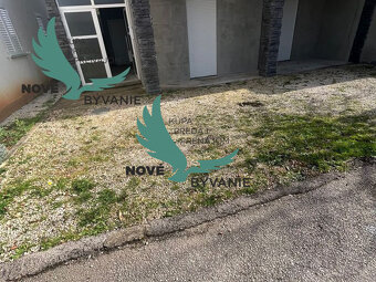 Dom 2x apartmán blízko mora v Chorvátsku na ostrove Vir - 19