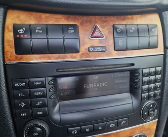 Mercedes-Benz CLK Kabriolet 320 CDI Avantgarde 7G A/T - 19