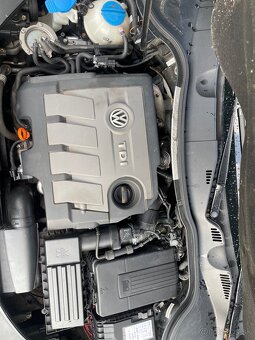 Wolksvagen passat sedan b6 2010 - 19