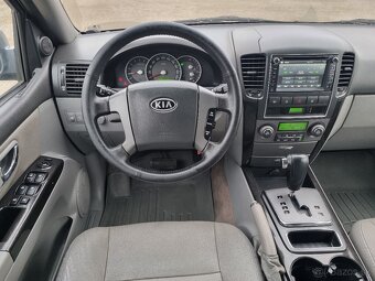 KIA SORENTO 2,5CRDi 4x4 - 19