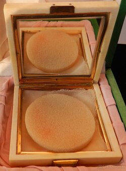 Zbierka Starožitnej Asiatiky a Slonoviny - 19