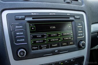 Škoda Octavia Combi 2.0 TDI CR RS DSG - 19