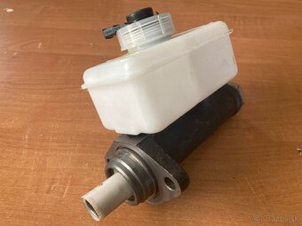 Uaz, Gaz, Aro predám hlavný brzdový valec - 19