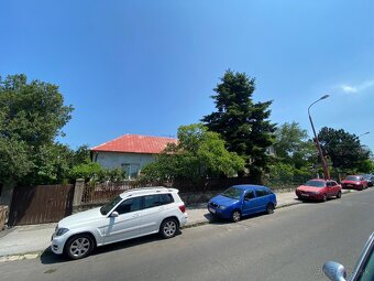 Starší 4i RD, pozemok 1006m, ul. Pri Suchom Mlyne, BA I - 19