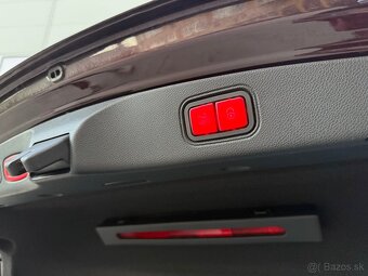 Mercedes-Benz E 200 Coupe AMG Burmester mHEV - 19