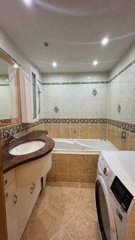 Predam exkluzívny 3 izbový byt - 19