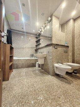 Na prenájom 3-izbový byt s balkónom, 97 m², Tallerova ul., S - 19