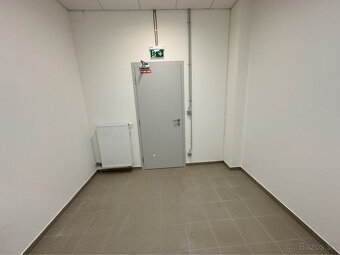 Prenájom nového skladového priestoru 1879 m² vrátane kancelá - 19