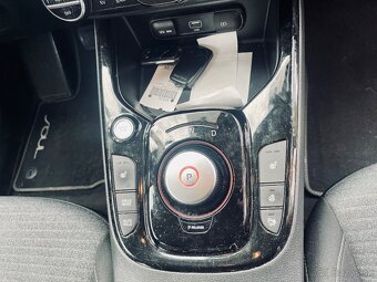 Predám KIA E-SOUL PLATINUM r.v 2021 - 19