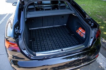 aj NA SPLÁTKY- Audi A5 Sportback S line 2.0 TDi 140kW - 19