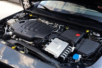 Mercedes-Benz CLA Shooting Brake SB 200 d 4MATIC A/T - 19