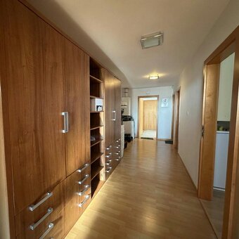 AFYREAL prenájom kancelárií v administratívnej polyfunkčnej - 19