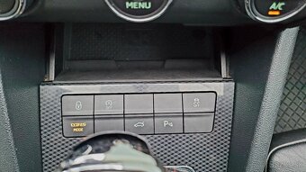 Škoda Octavia Combi 2.0 TDI RS DSG 4x4 - 19
