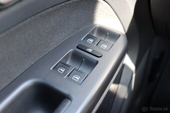 Volkswagen Touran 1.9 TDI Highline - 19
