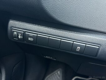 Toyota Corolla Combi 1.8 HYBRID CVT, r.v.: 2020 - 19