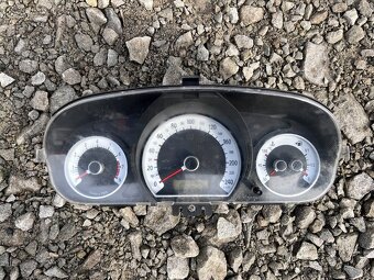 Kia Ceed Kombi 06-12 vypínač okien, madlo, panel, clonítko Ľ - 19