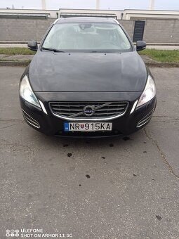 Volvo V60 2,4 D5 AWD - 19