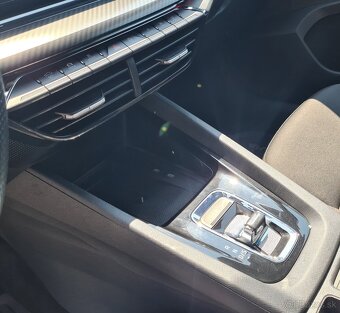 ŠKODA OCTAVIA COMBI 2.0 TDI RS DSG / MOŽNÝ ODPOČET DPH - 19