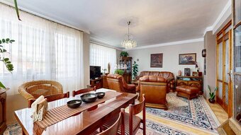 Vyšné Opátske - VÝNIMOČNÝ rod.dom 3 podlažný,10 izieb,802 m2 - 19