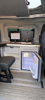 Ford transit TOURNEO. 2.0 diesel LONG - 19