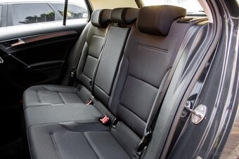 Volkswagen Golf e - 19