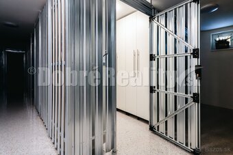PREDAJ: Nadštandardný 4 izbový byt s balkónom v exkluzívnej  - 19