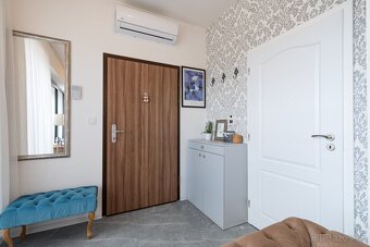 NA PREDAJ 3 IZBOVÝ BYT S TERASOU V IKONICKEJ NOVOSTAVBE | RE - 19