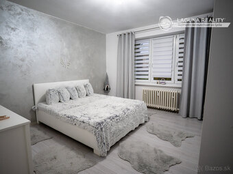 REZERVOVANÉ- 3-izbový, nadštandardne veľký byt s balkónom -  - 19