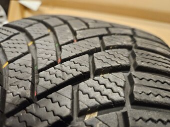 Špičkové zimné pneu Bridgestone - 205/50 r17 93H - 19