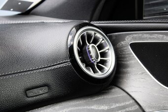 Mercedes-Benz CLS 300 d A/T - 19