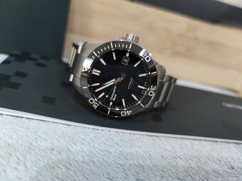 Chistopher Ward Automatic - 19