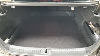 Volkswagen Passat 2.0 TDI BMT Highline DSG - 19