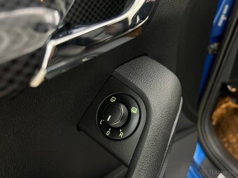 Škoda Octavia Combi 2.0 TFSI RS - 19