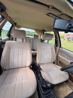 VW Passat B3 GL 1.8 benzín (zlatá farba) - 19