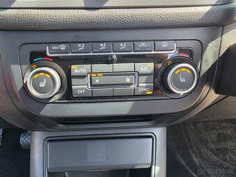 VOLKSWAGEN TIGUAN 2.0CRTDI 103KW 4X4 NAVI,XENON,PANORAMA.. - 19