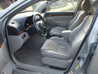 Toyota Avensis 2,2 D-Cat 130kW - 19