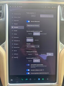 Tesla Model S 85 - Nabíjení ZDARMA AUTOPILOT - 19