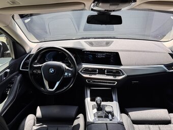 BMW X5 45e xDrive - 360 kamery - vzduch - 19