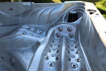 Luxusná SMART VÍRIVKA SKLADOM - 19