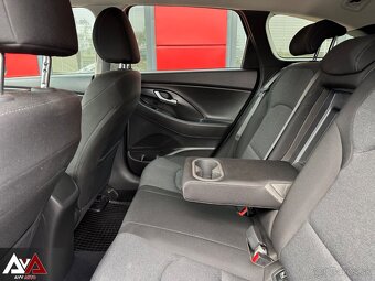 Hyundai i30 CW 1.5i CVVT Family, Pôvodný lak, 152 520km, SR - 19