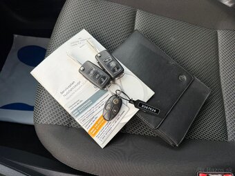 ► VW CADDY 1,4 TSI BEACH - 92 KW, TOP VÝBAVA, PARK. SENZORY - 19