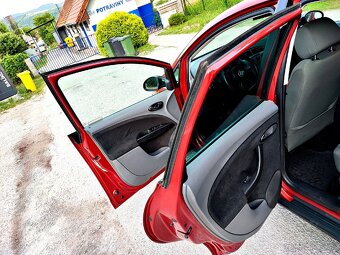 SEAT ALTEA 1.6 MPI 75KW 156000KM NOVÁ STK - 19