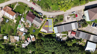 SAMOSTATNÝ KOMERČNÝ OBJEKT S POZEMKOM - 19