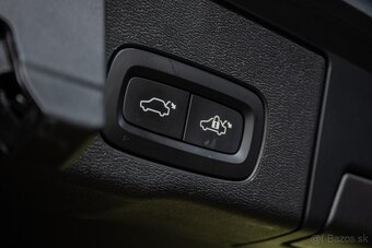 Volvo XC60 D5 Inscription 4x4 / AJ NA SPLÁTKY - 19