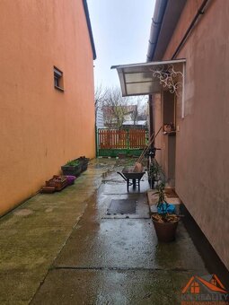 Na predaj čiastočne zrekonštruovaný rodinný dom Komárno - 19