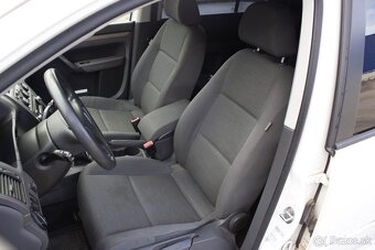 Volkswagen Touran 1.6 LPG 75kW 2008 - 19