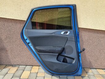 Kia Ceed zadný nárazník modrý B3 - 19