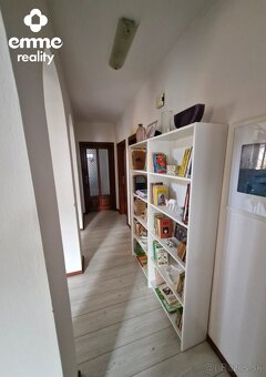 Krásny 4 izbovy rodinny dom v Topolníky - 19
