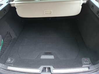 VOLVO V60 B4 INSCRIPTION B4 2,0D/145KW A8 2022 - 19